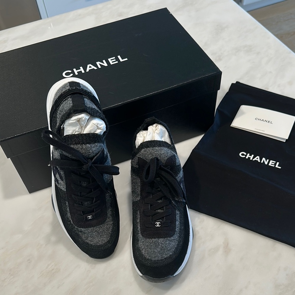 Chanel Women's Gray & Black Wool Runner Sneakers